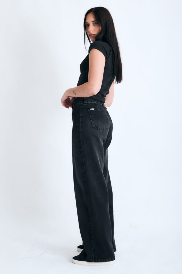 Darcy - Imagen 2