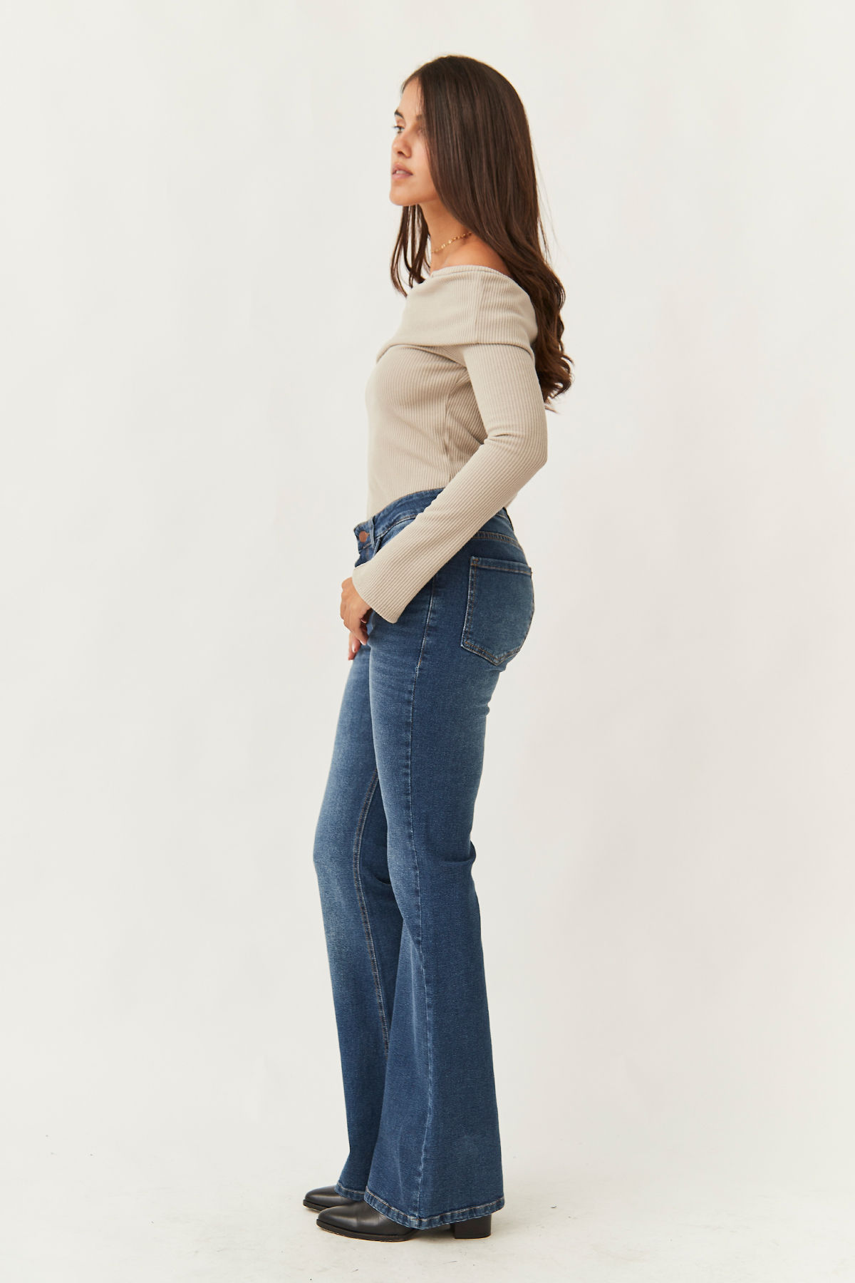 Kassandra LB - Imagen 2